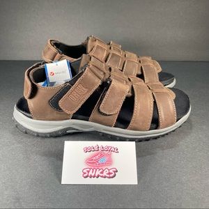 NEW DREW Brown Nubuck‎ Leather Mason Sandals Two Way Strap Men's 9.5, 4W